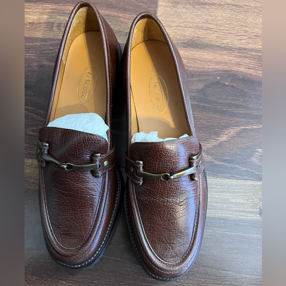Talbots Loafer NWOT size 7